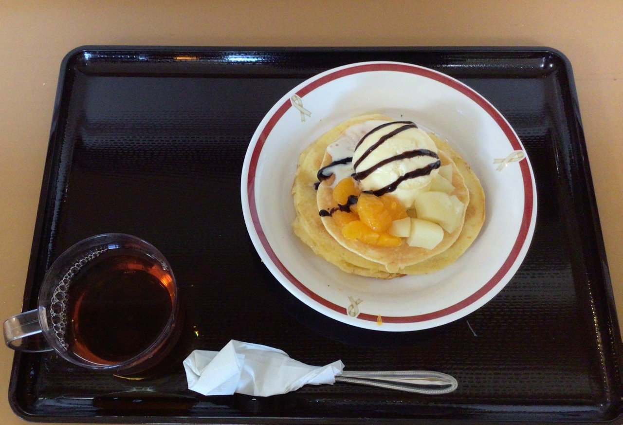 みんなで一緒にホットケーキいただきました☆