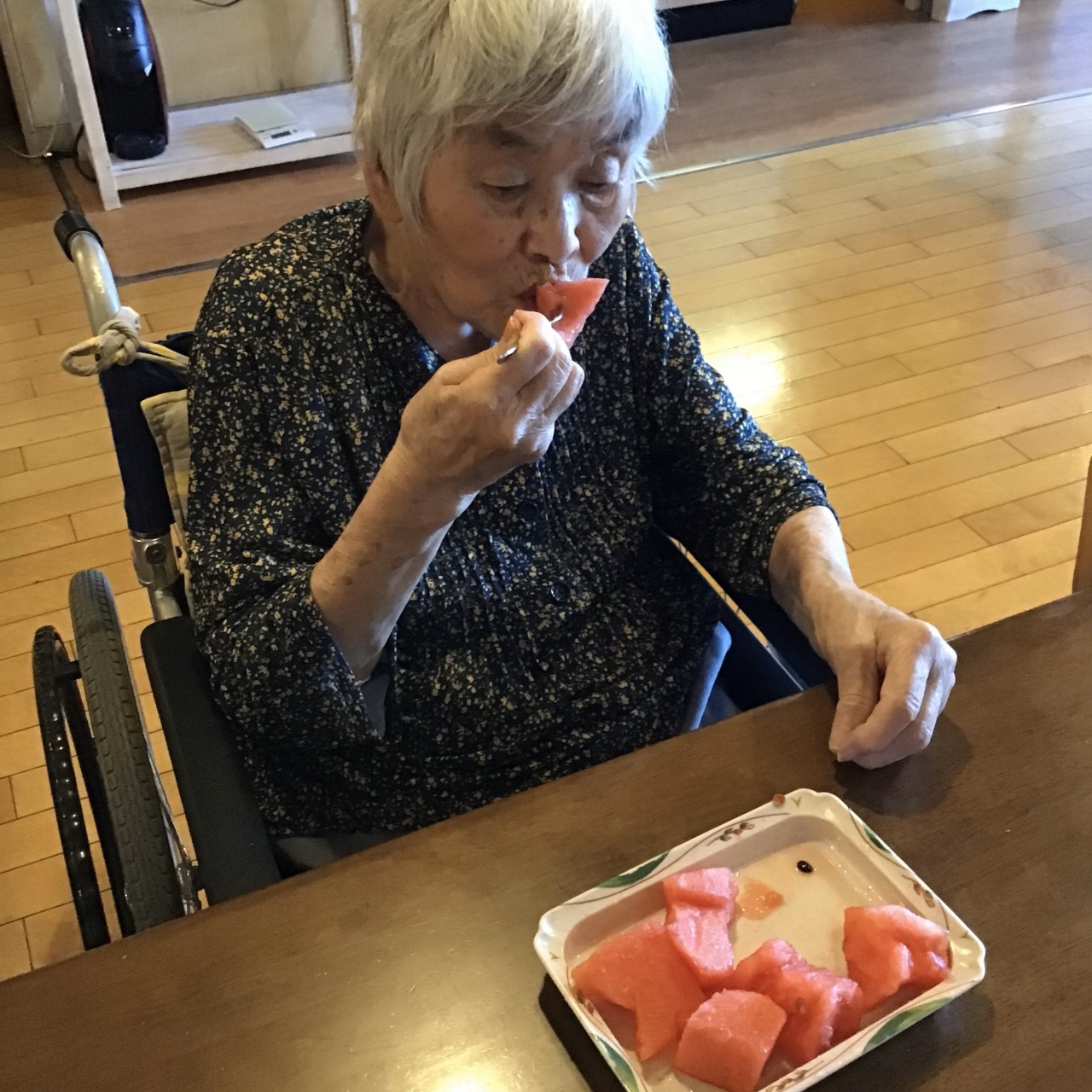 きらめきの街西ユニット　〇美味しいスイカ〇