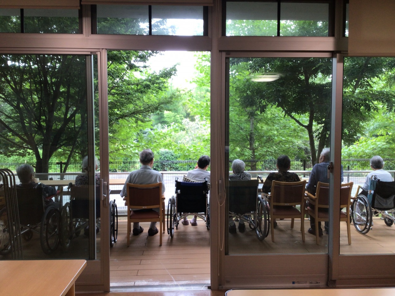 ケアレジデンス東山　1号館　外気浴＆おやつ