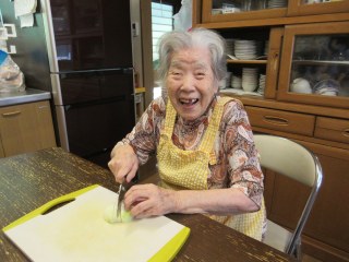 みんなで楽しくクッキング！◎花みずき泉館◎