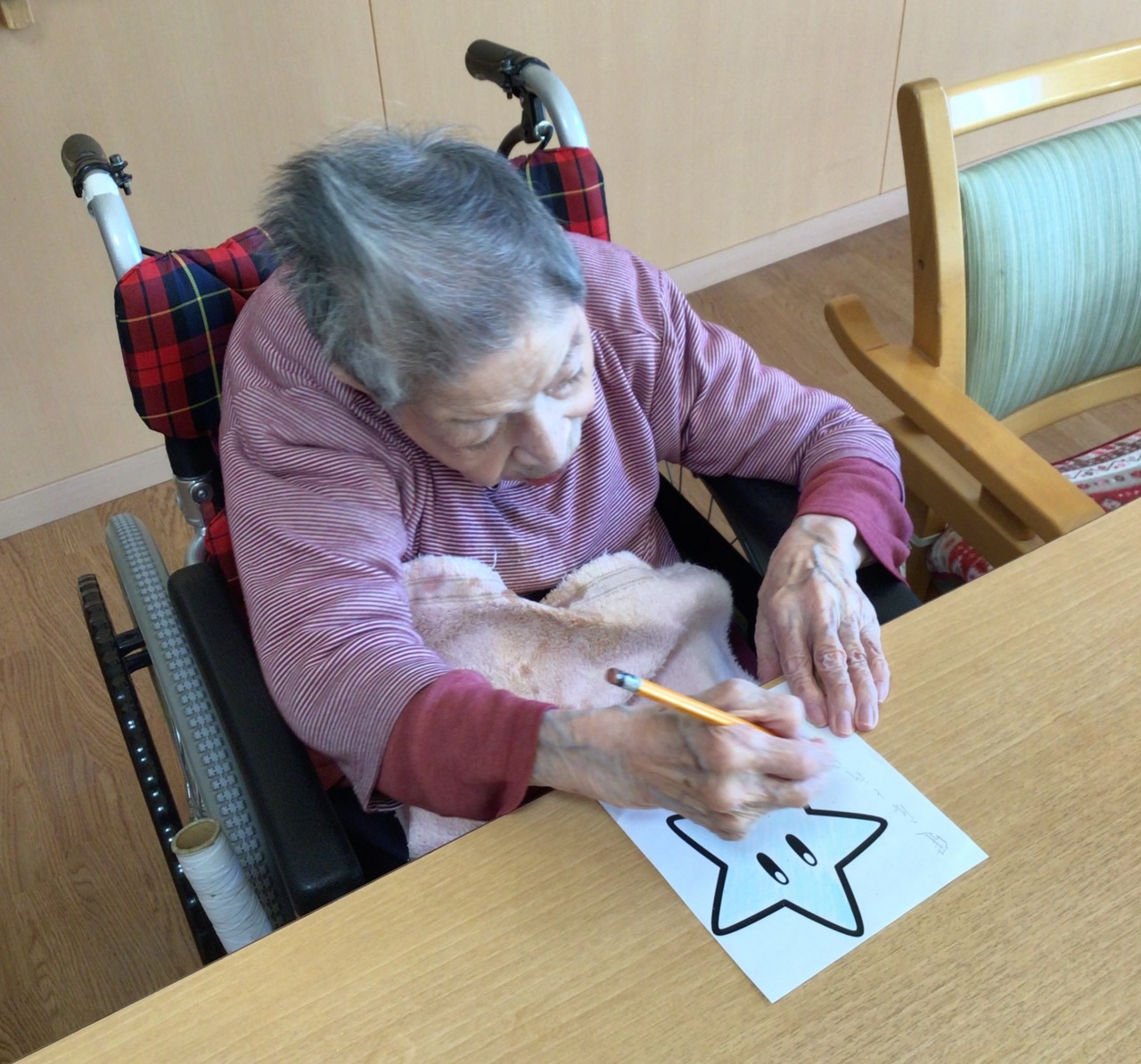 ☆クリスマスの準備中☆ｹｱﾚｼﾞﾃﾞﾝｽ東山3号館